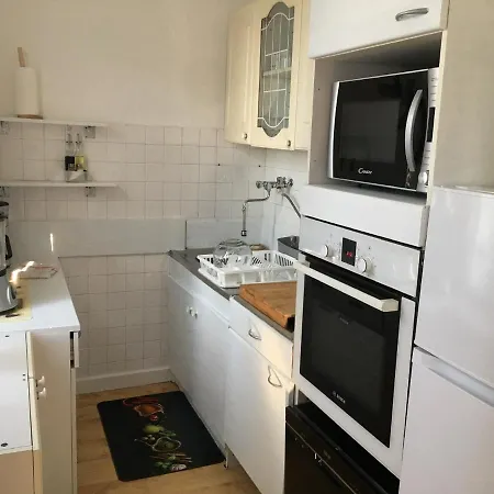 Nyaraló Petite Le Clan