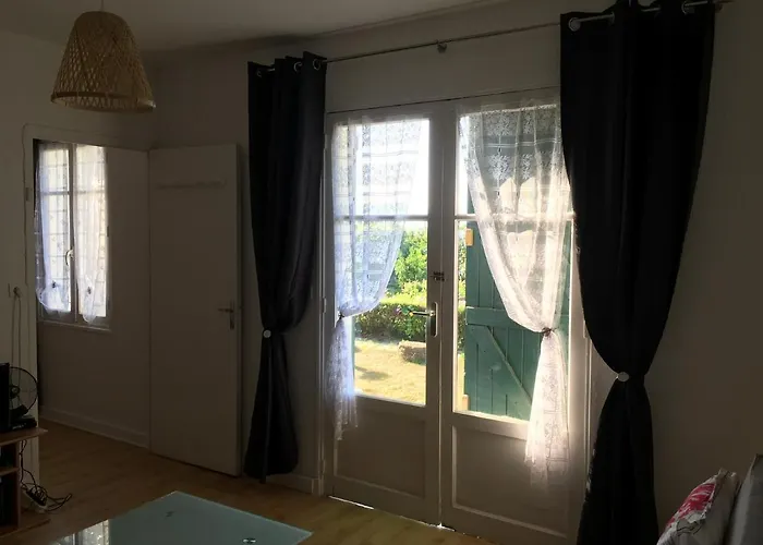 Petite Le Clan Ajaccio (Corsica)