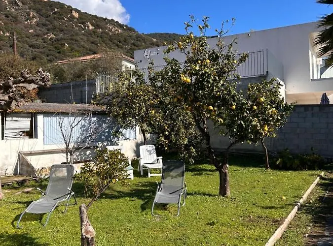 Petite Le Clan Holiday home